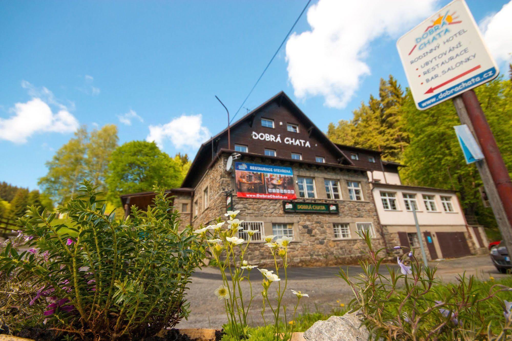 Horsky Hotel Dobra Chata Stachy Exterior photo